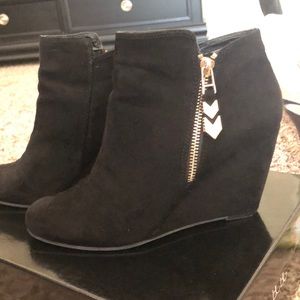 BCBG booties